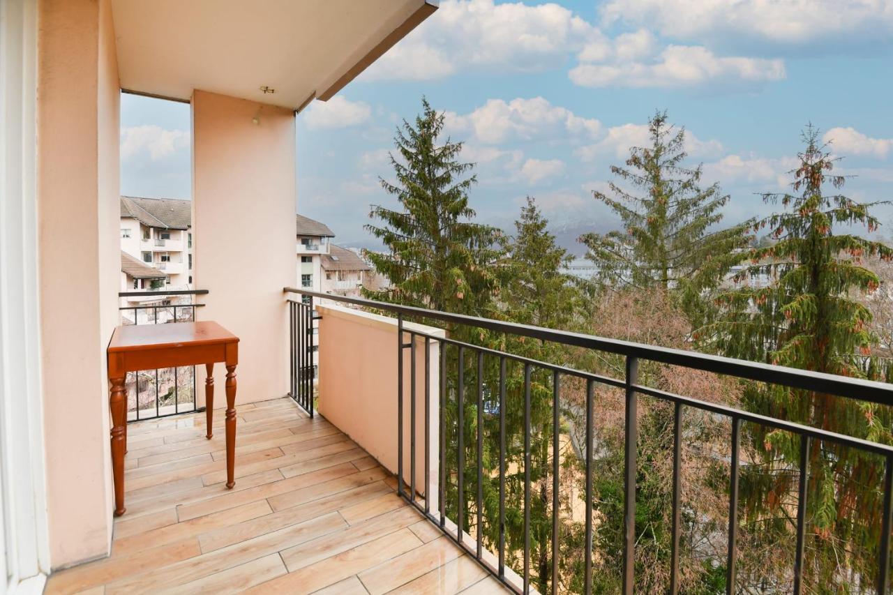 Nice Apartment With Balcony Very Close To The City Center Annecy Zewnętrze zdjęcie
